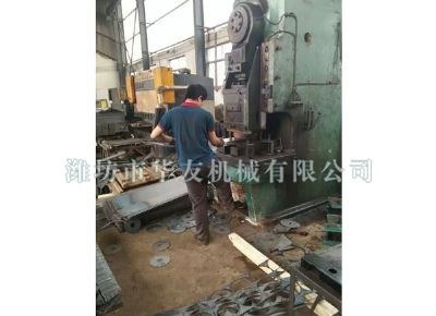 點擊查看詳細信息<br>標(biāo)題：華友機械車間一角 閱讀次數(shù)：8715